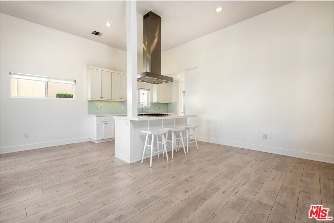 455 N La Jolla Ave