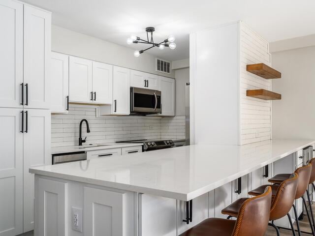 30 Elm
