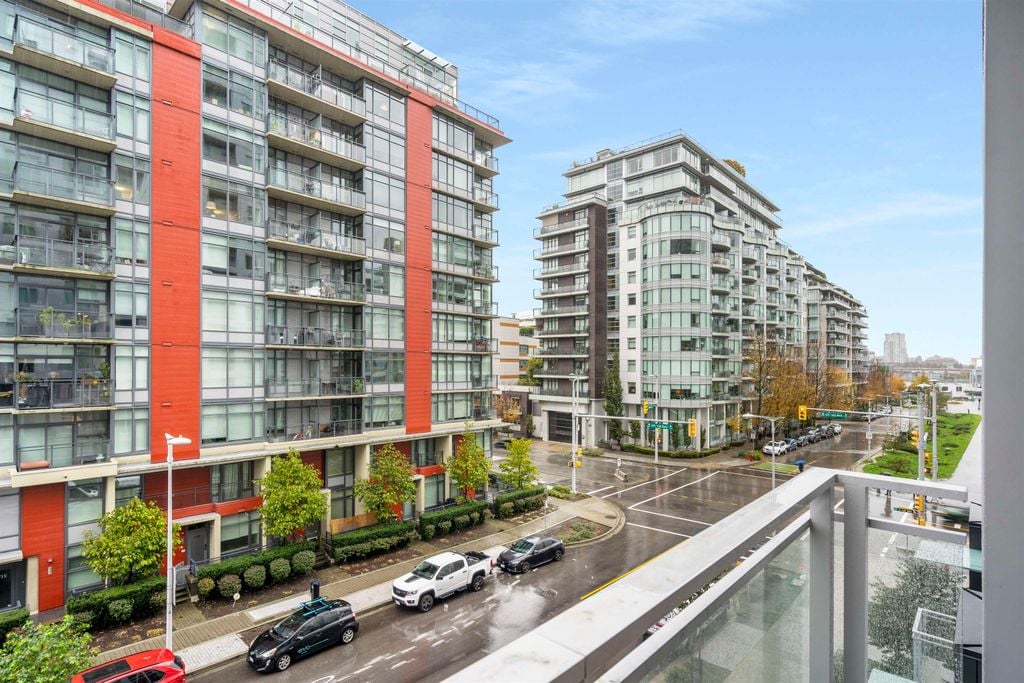 1708 Ontario St, #403