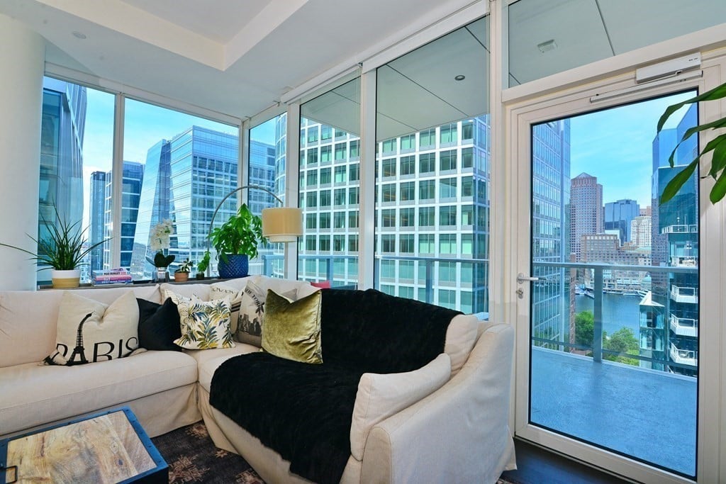 50 Liberty Drive, Unit 12J