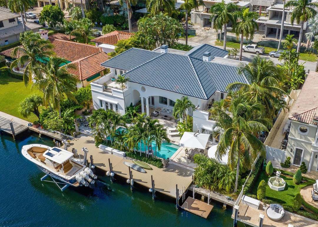166 Royal Palm Dr