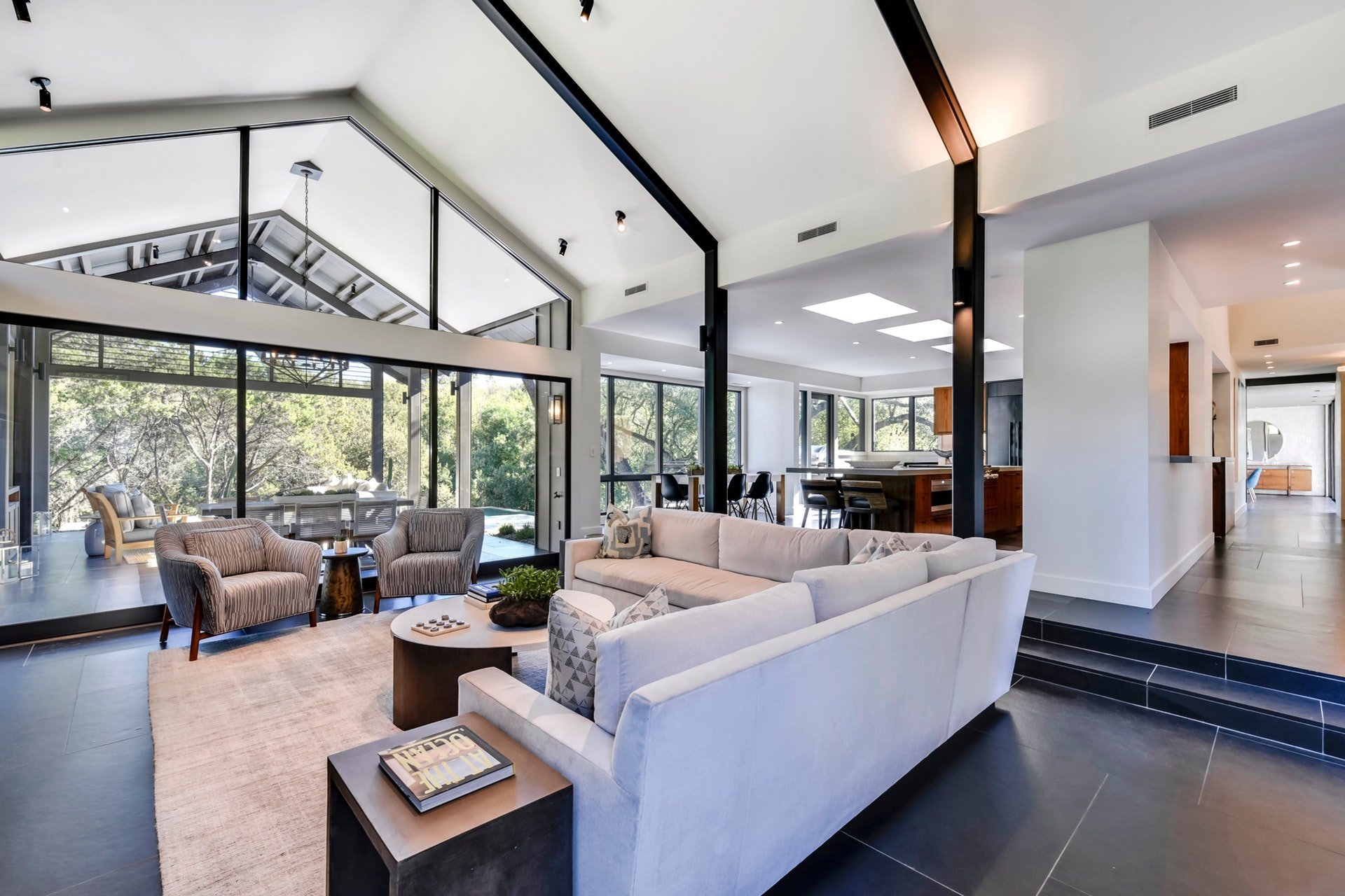 108 Parkwood Court