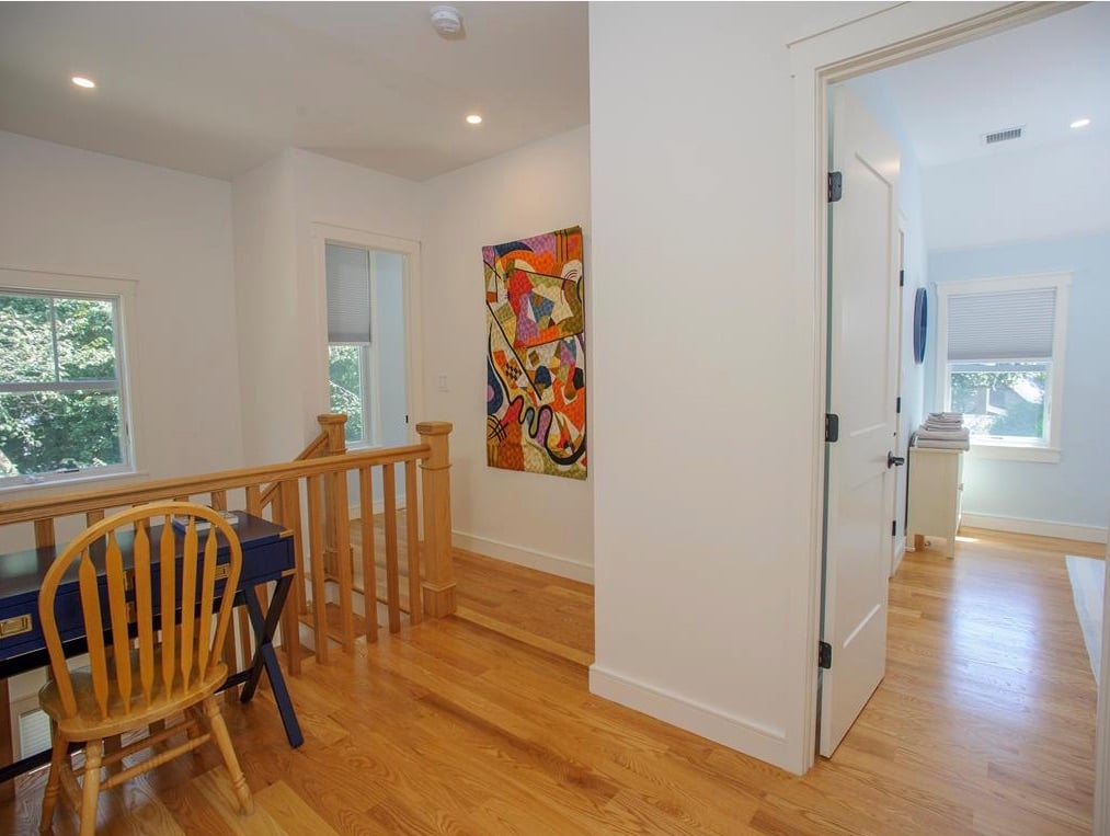 33 Pine St