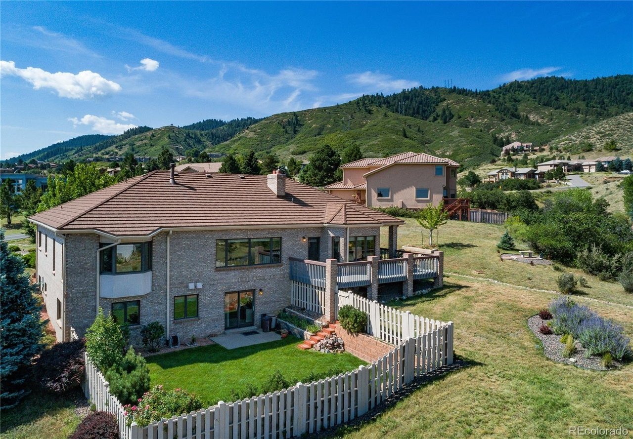7328 Hawks Nest Trl