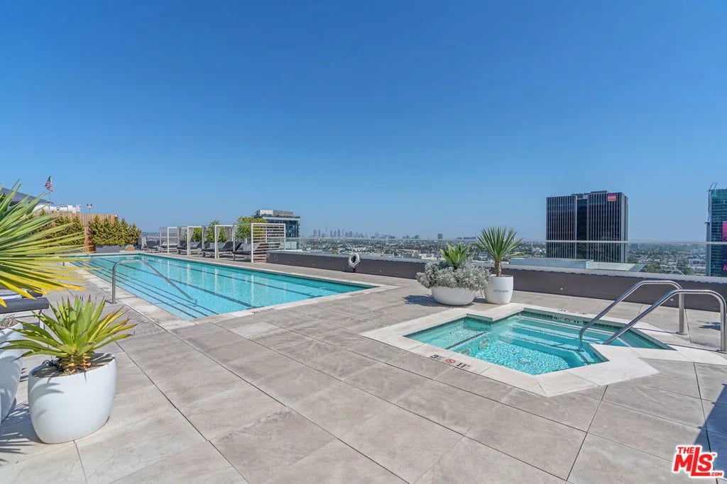 6250 Hollywood Blvd, #7D