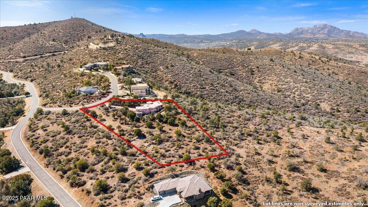 2780 Whispering Way Cir