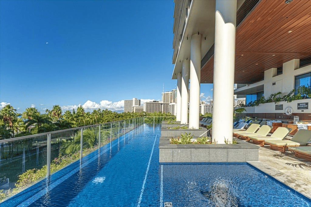 223 Saratoga Rd #2015