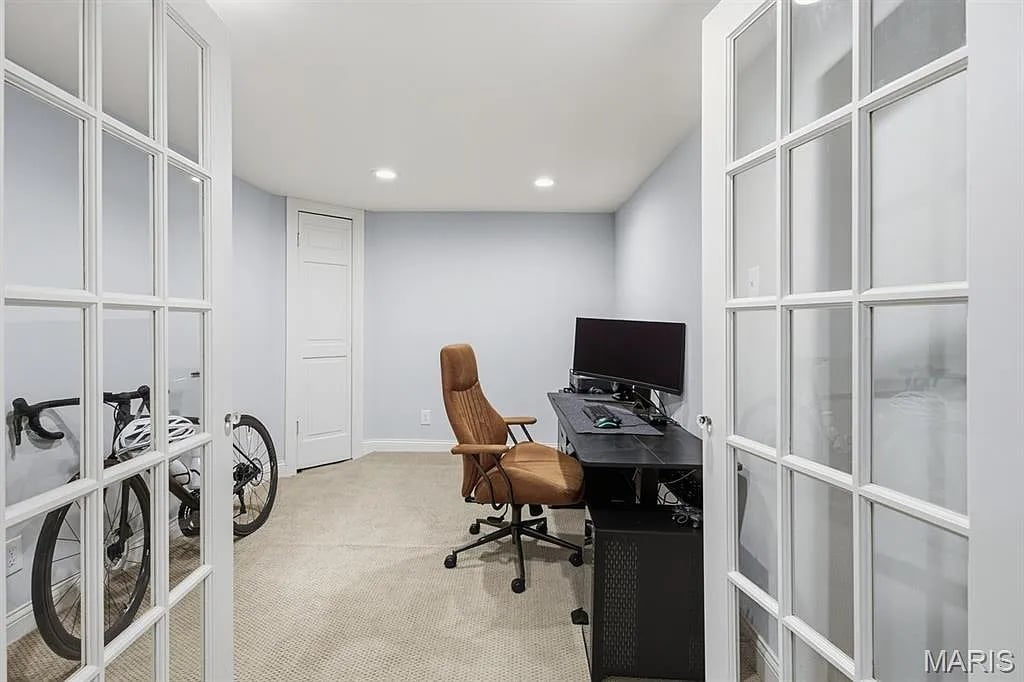 28 Arundel Place