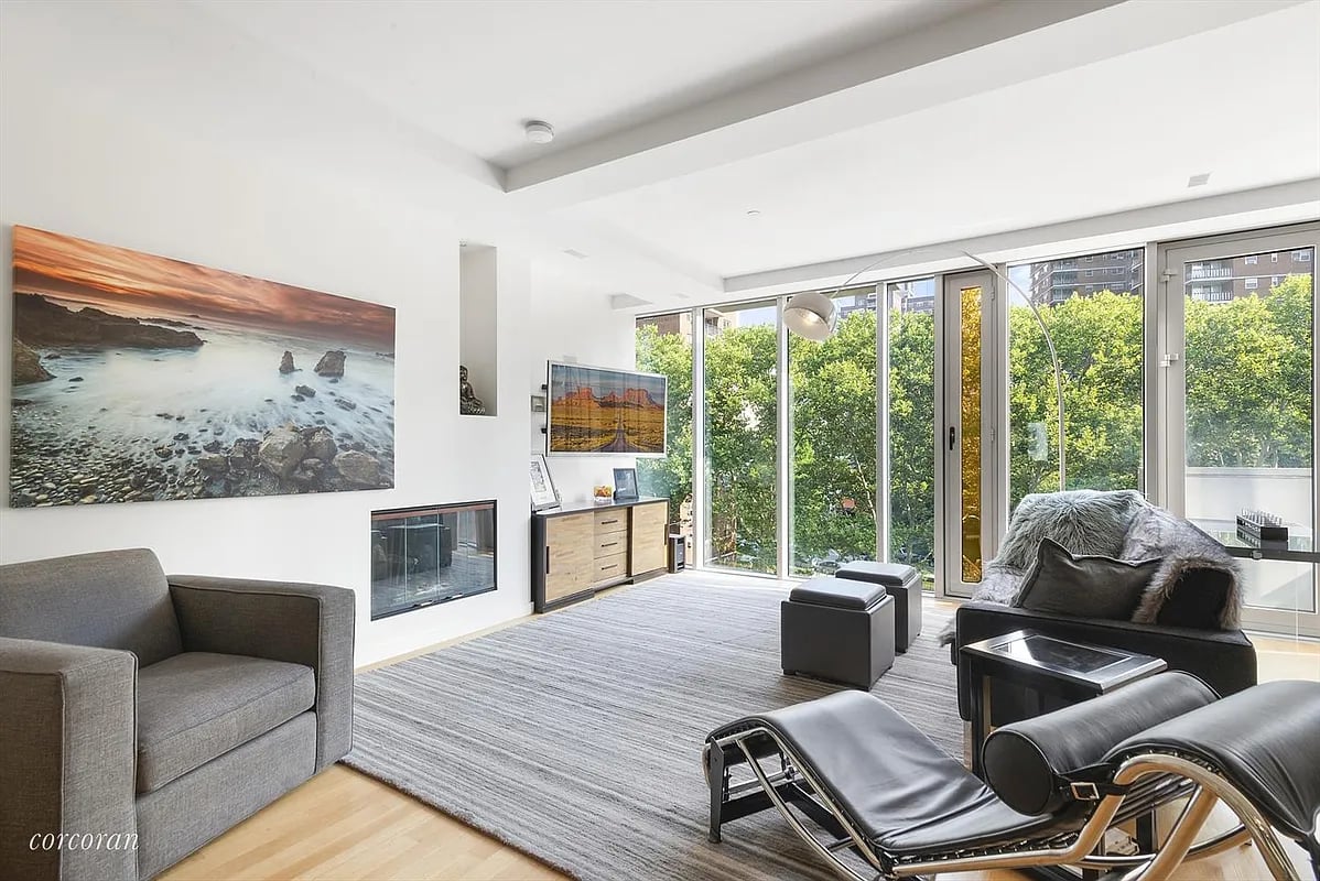 350 W 23rd St #5B