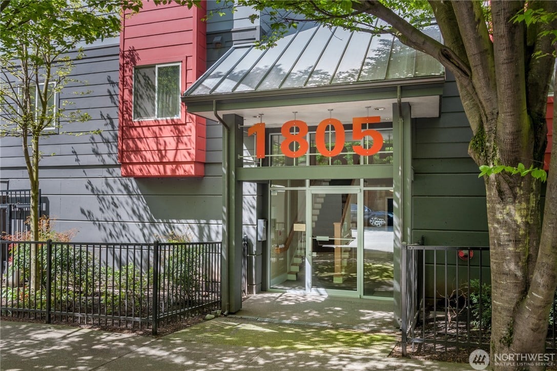 1805 Bellevue Avenue #301
