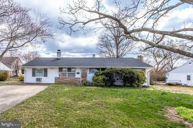 4803 Apple Tree Dr