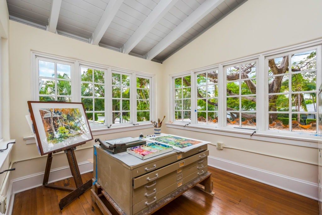 Chic Miami Beach Med-Deco Landmark Sells!