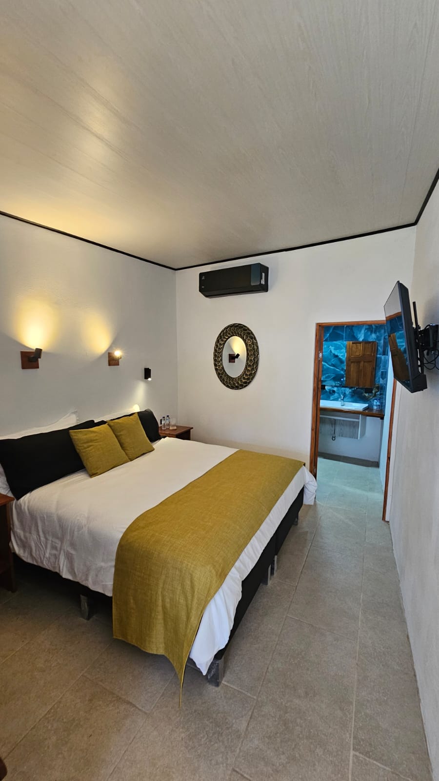 Turnkey Boutique Hotel for Sale in Bahía Ballena, Uvita – Los Papyrus