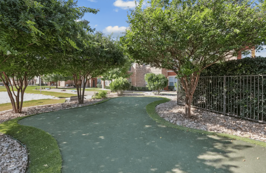 UP TO 6 WEEKS FREE & 0 DEPOSIT