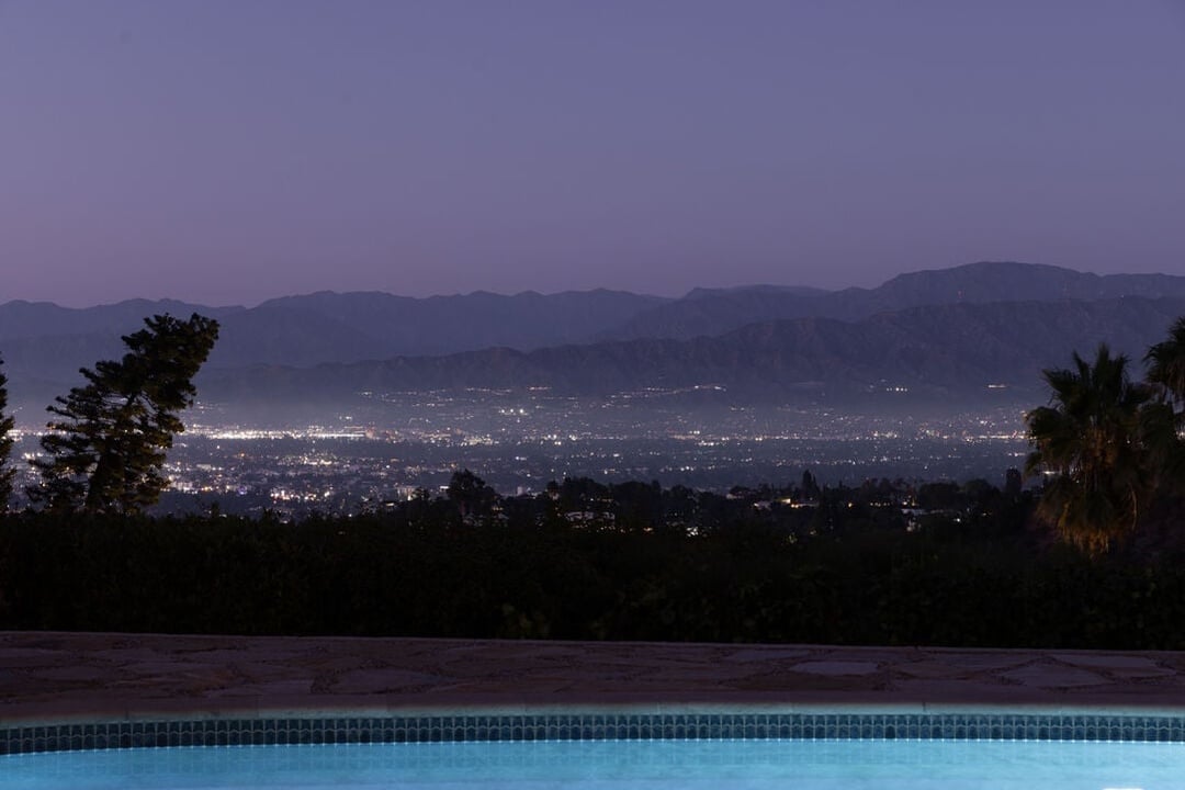 Crownfall Reserve, Edwin Dr, 90046