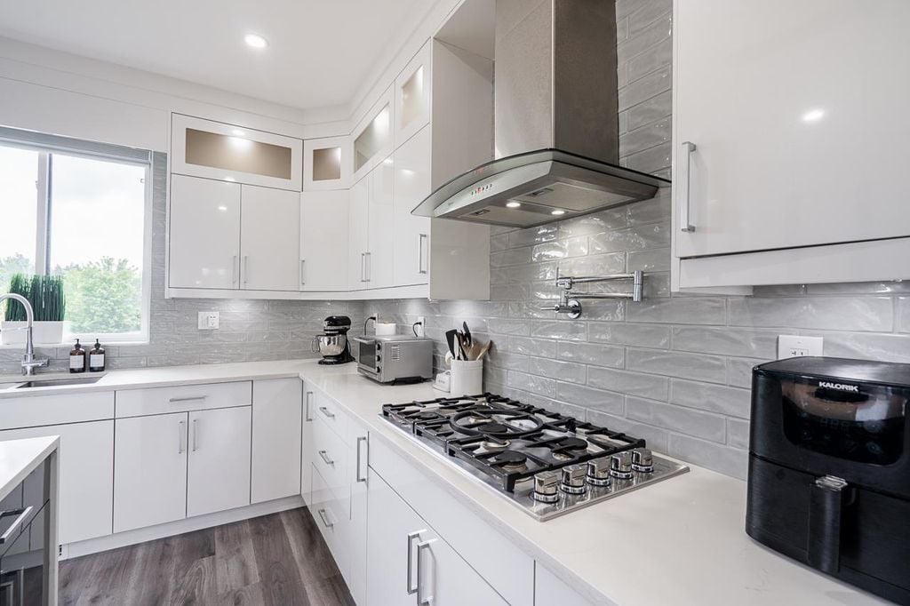 8830 Wooler Terr
