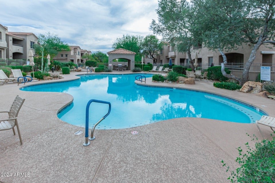 19475 N Grayhawk Dr #2102