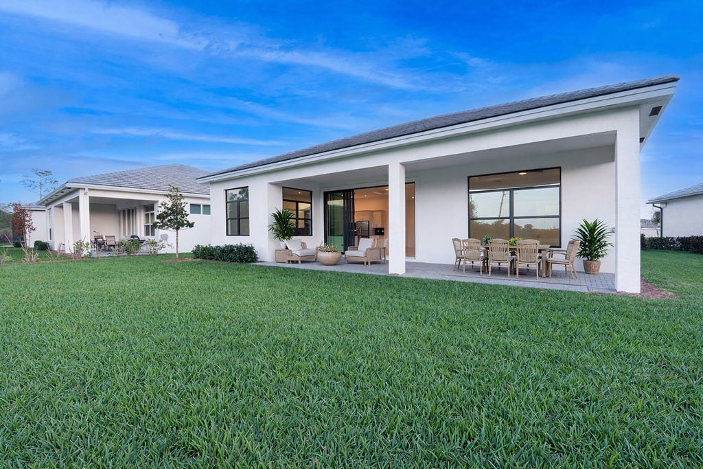 2293 SE Canopy Cove Lane