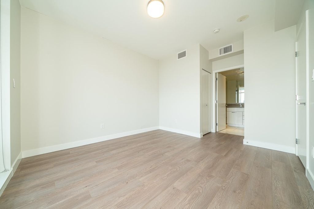 1788 Gilmore Ave, #2601