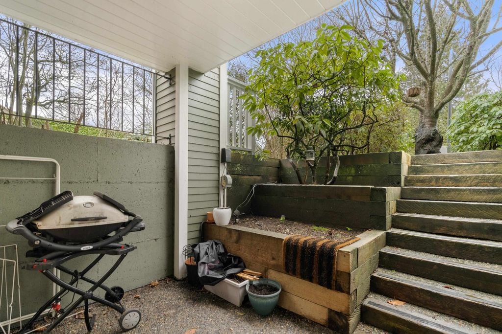 316 W 11th Ave