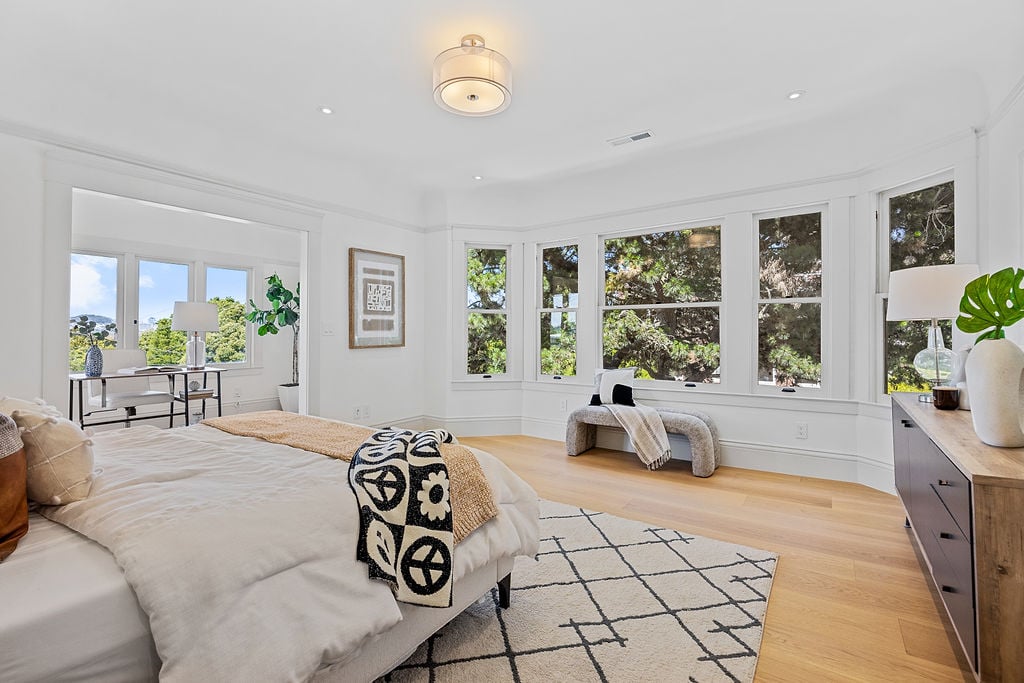 785 3rd Avenue · Photo 19