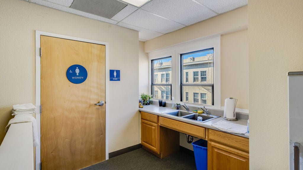 1469 Pacific Ave | 16,493 Light Manufacturing Warehouse