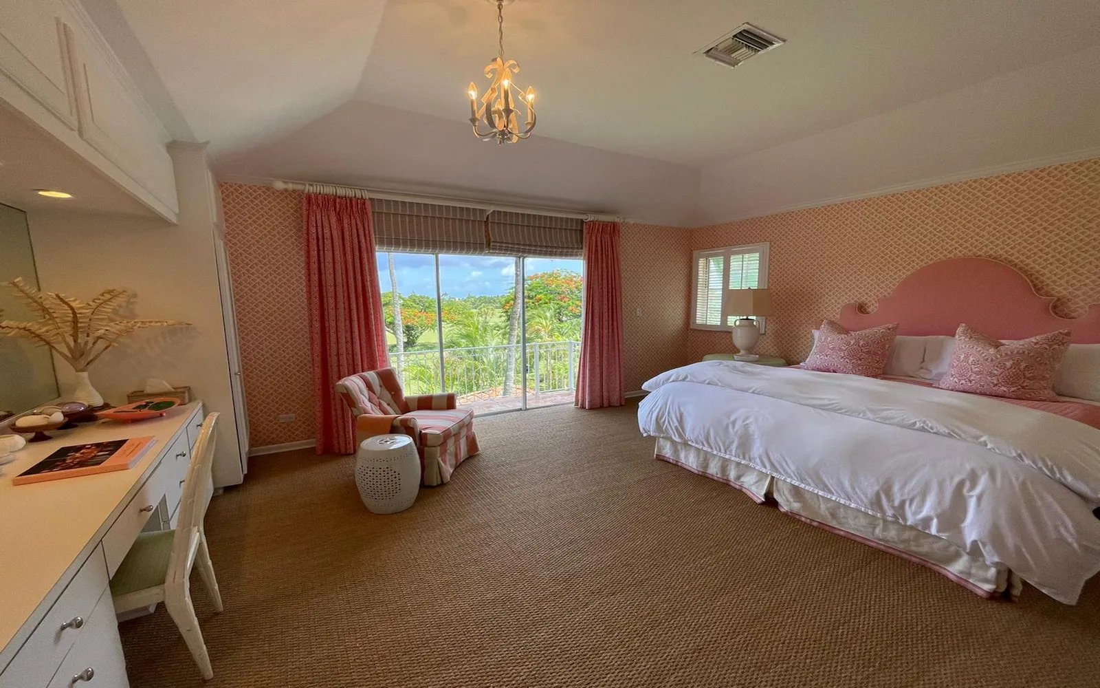 4 Bedroom Lyford Cay Golf Course Residence
