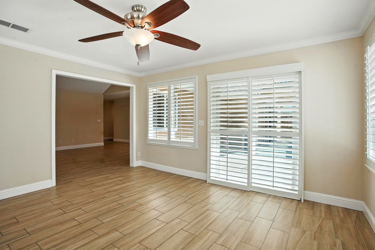 Great Custom Home in Galt! 