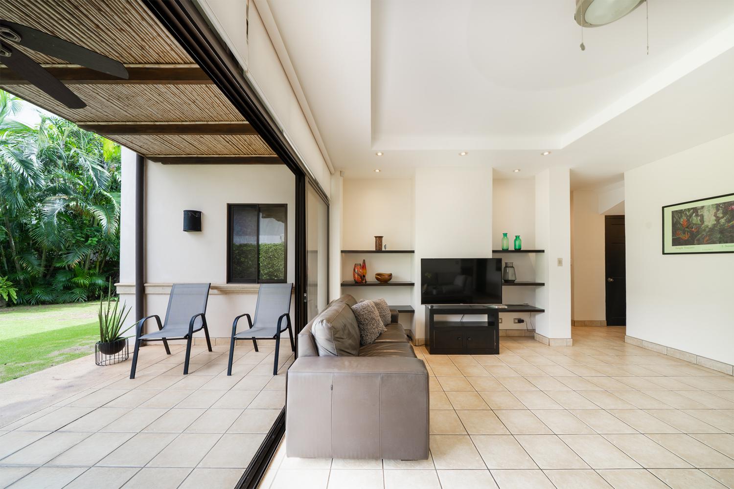 Casa Cali | Modern 3-Bedroom Turnkey Home in Pacific Residences – Minutes from Tamarindo Beach