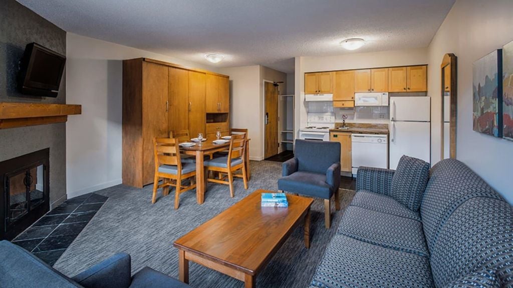 4420 Sundial Pl #107