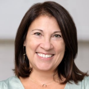 Joana Cappi Wilmington, NC Real Estate Agent Headshot