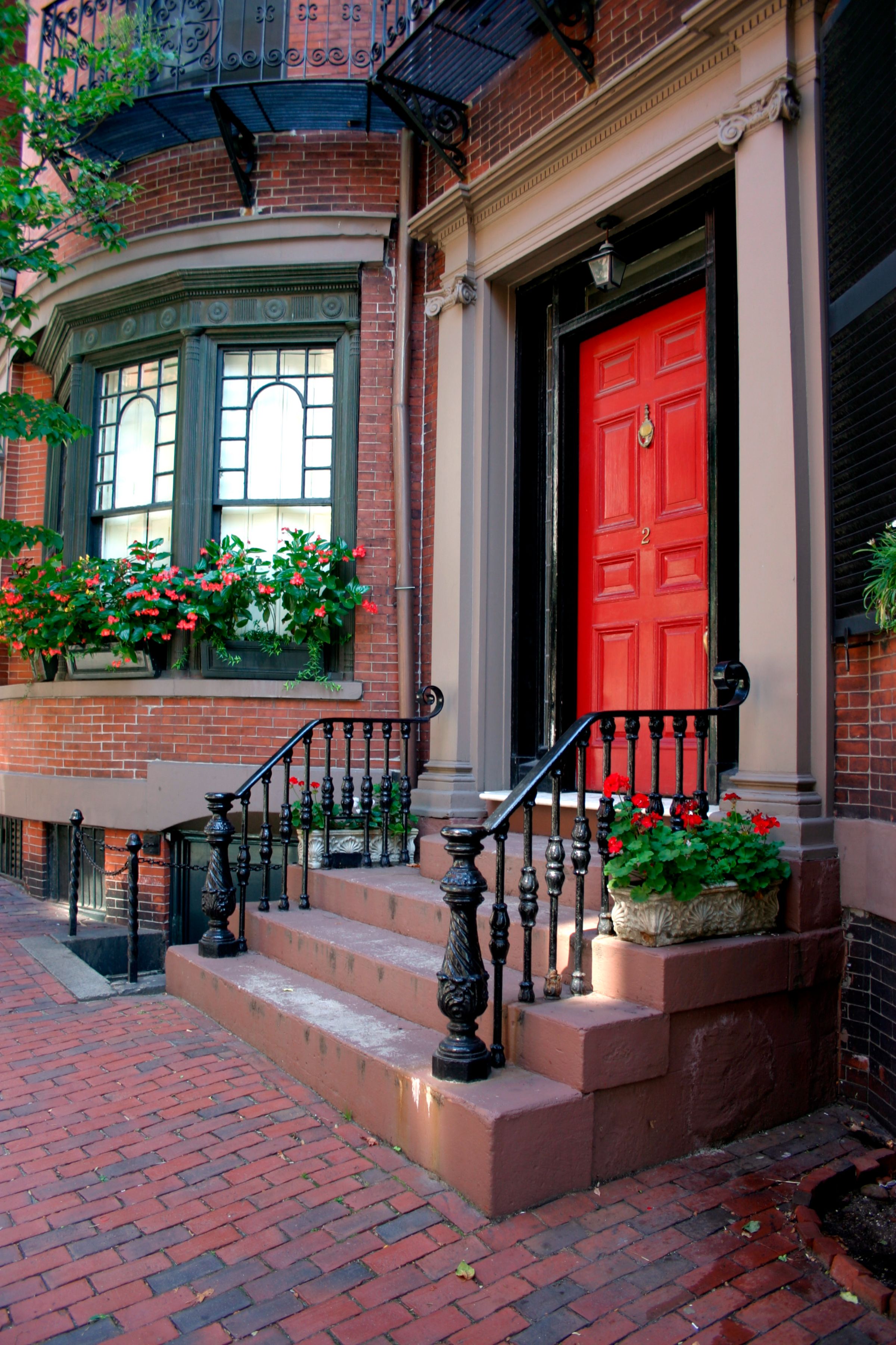 Jennifer Taves Real Estate