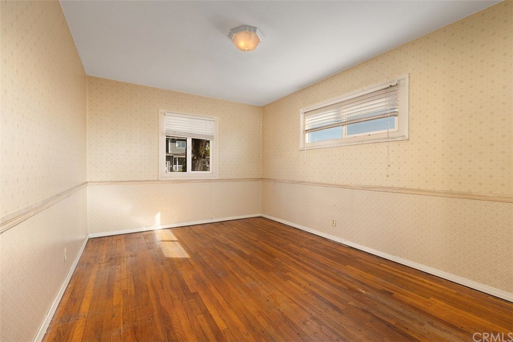 1372 Kenneth Dr