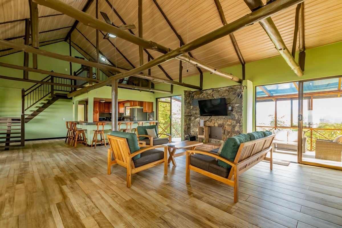 1.8 ACRES – 4 Bedroom Panoramic Ocean & Mountain View Paradise Home Tucked Away in Complete Privacy With Tropical Gardens & Fruit Trees!!!