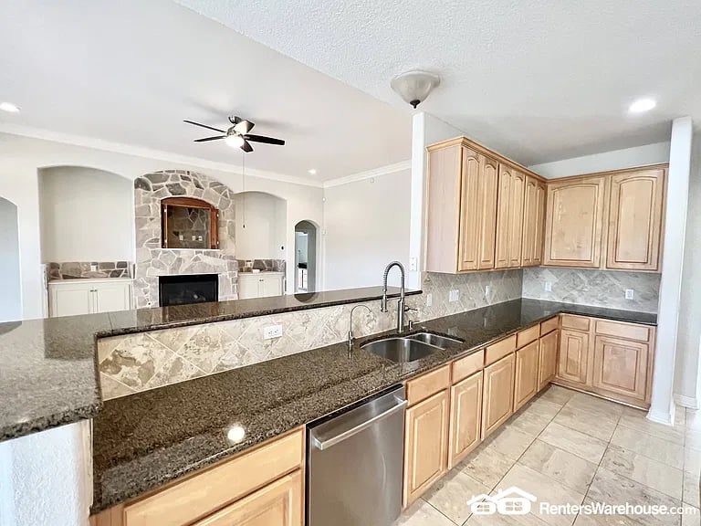 1025 Windmill Rd