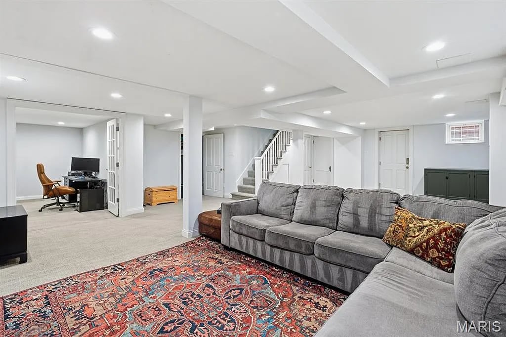 28 Arundel Place