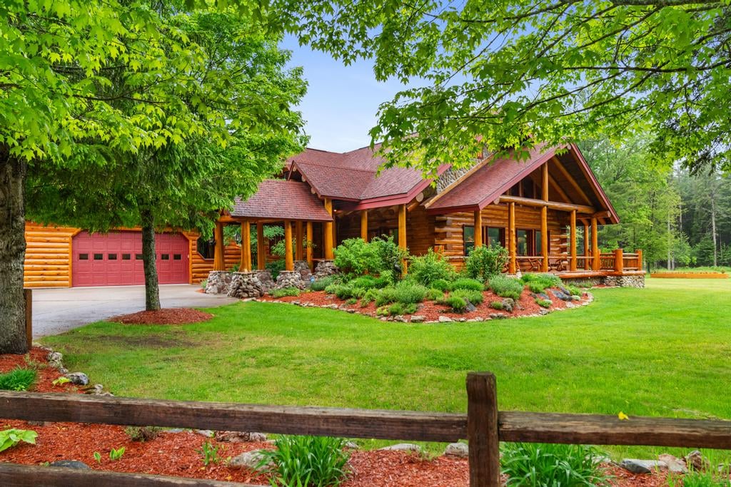 2499 E. Saint Ignace Rd