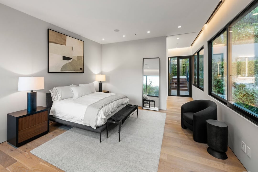 Luxe Oasis