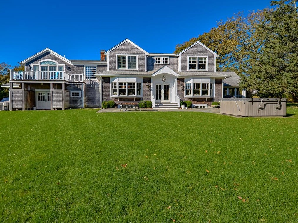 10 Norton Rd