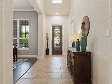8911 Rocky Ridge