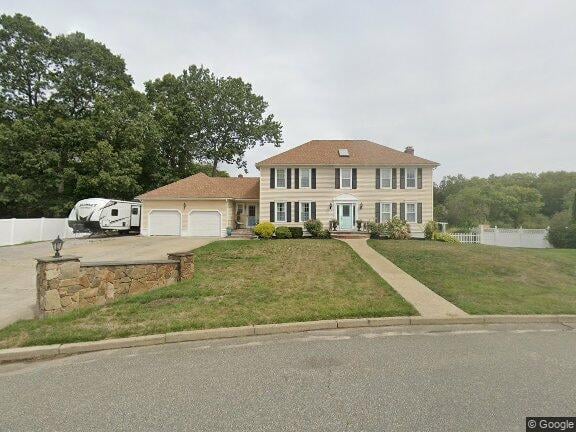 4 Icehouse Woods Ln