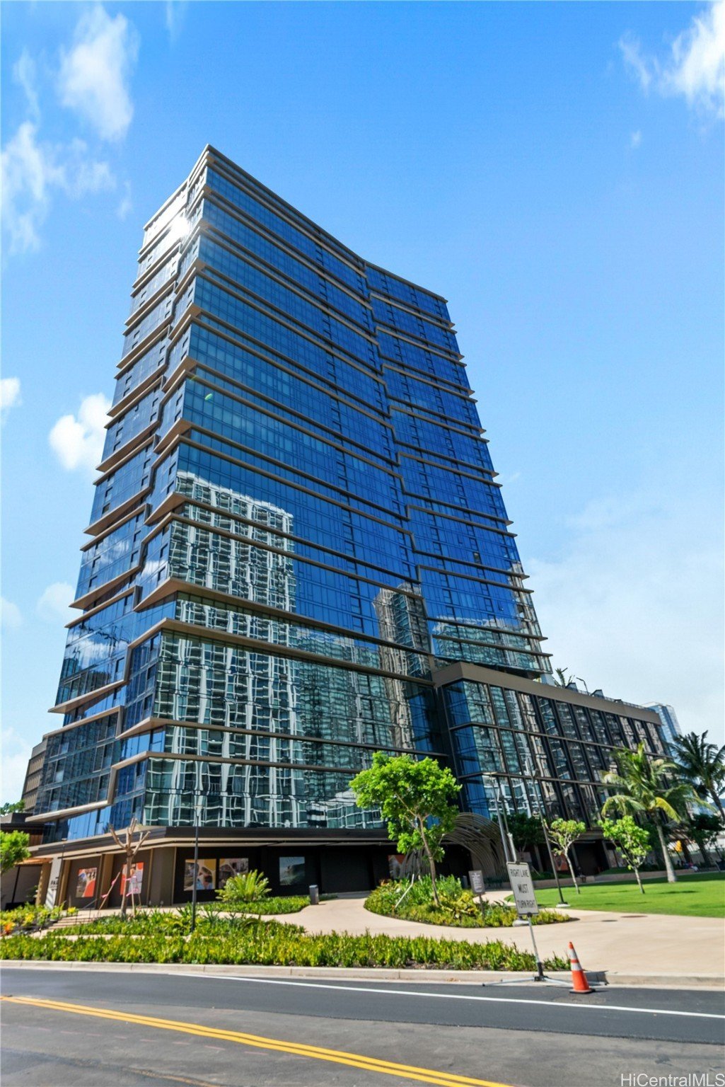 333 Ward Avenue #1713