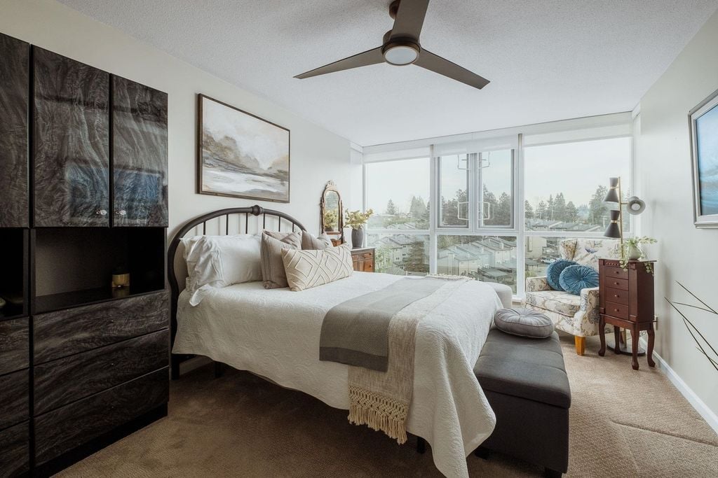235 Guildford Way, #1003
