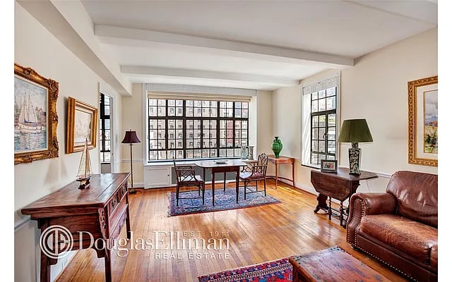 230 East 50th Street Unit: 9A
