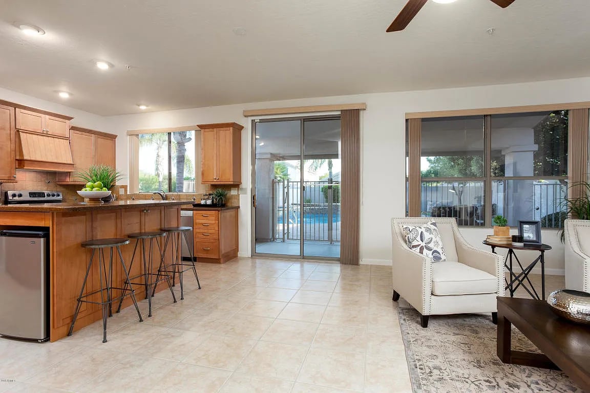 8177 E Rita Dr