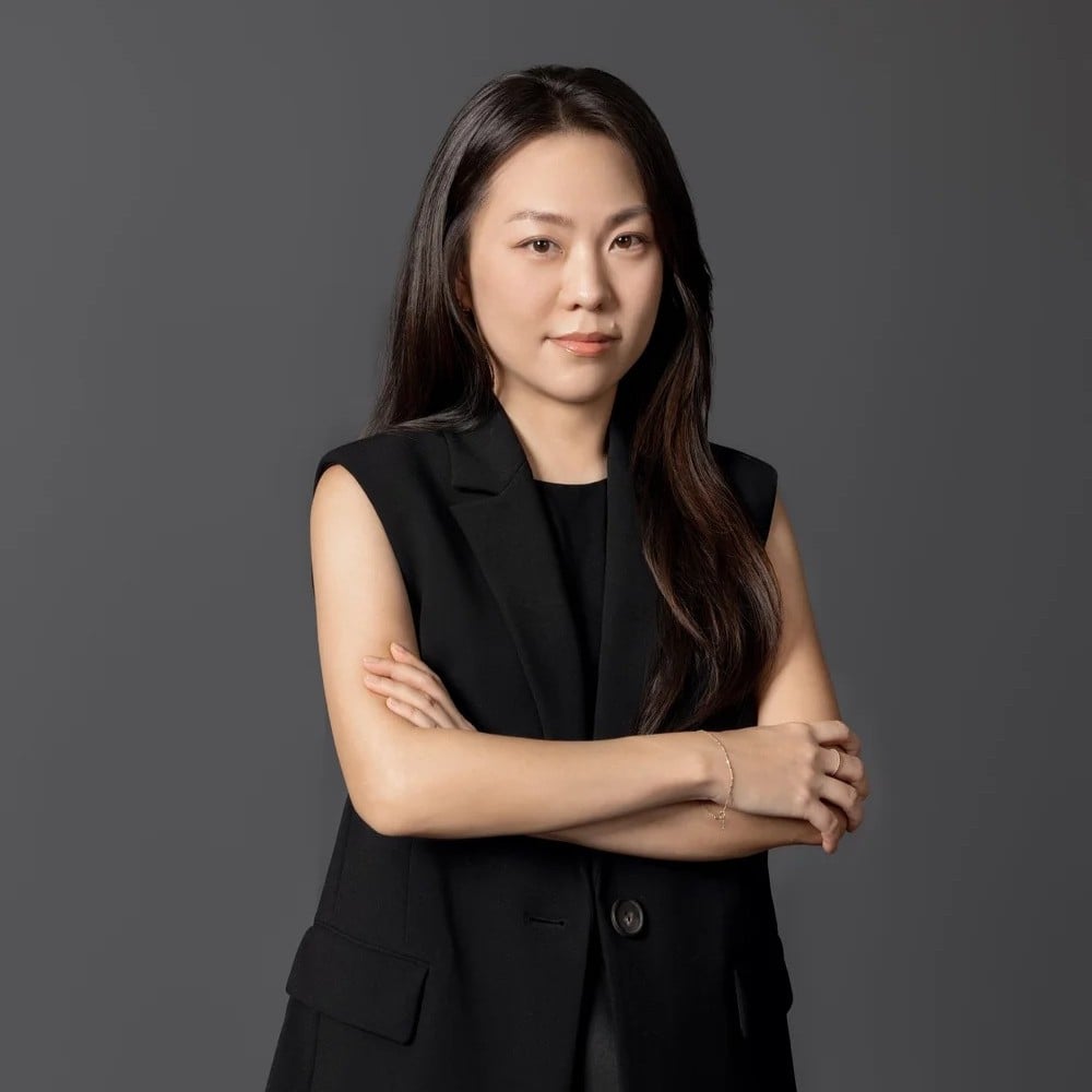Silva Lee Beverly Hills, CA Real Estate Team Headshot