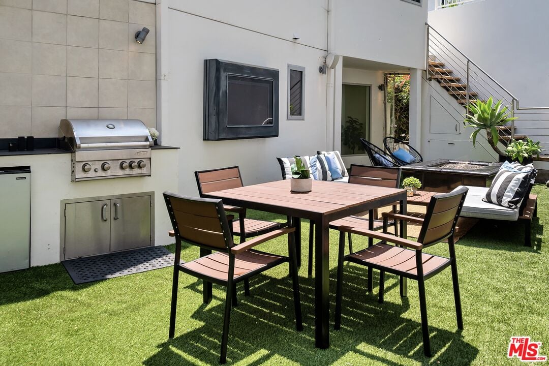 Luminor Estate, N Crescent Heights Blvd, 90069