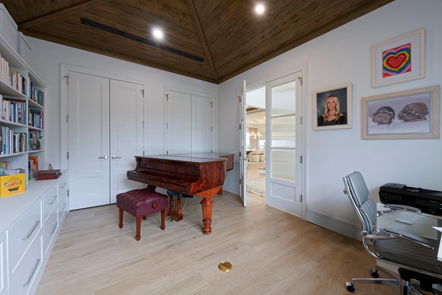 643 Pilot Rd
