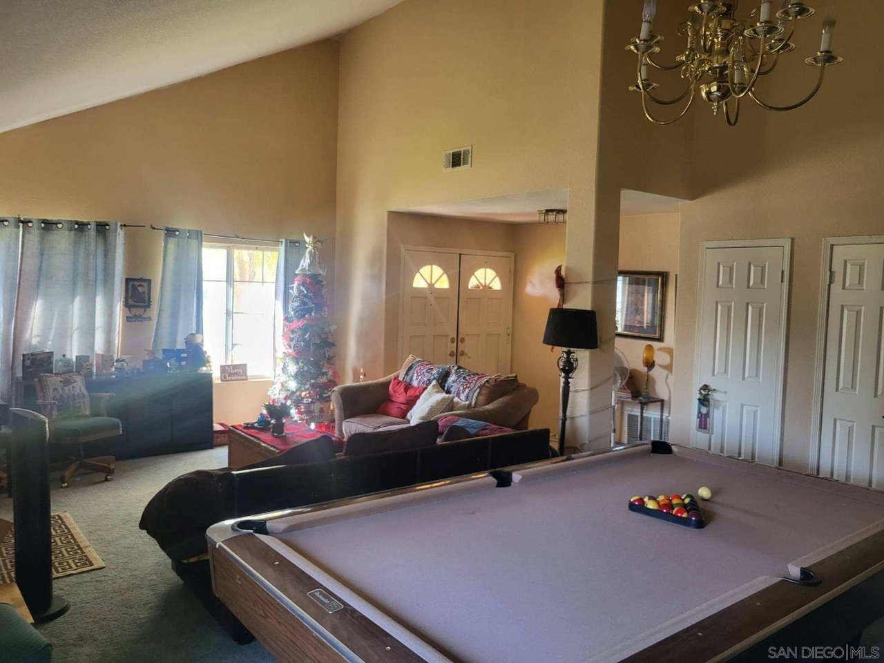 24348 Gitano Dr