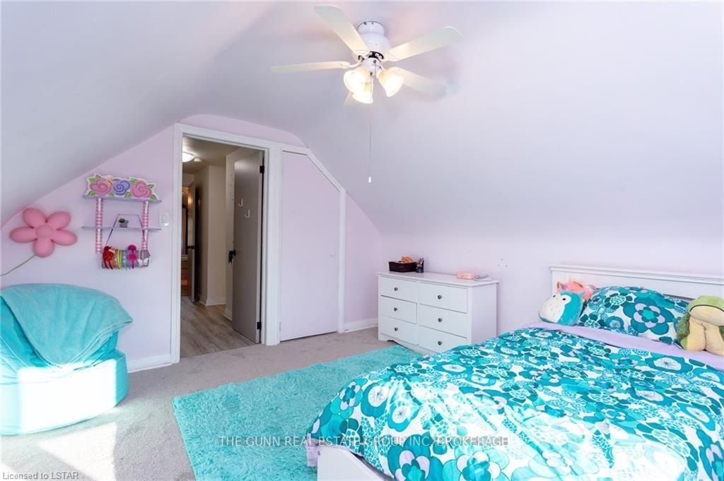 22 Thomas Janes Dr